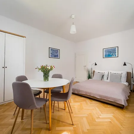 Apartment Old Town Heart Xxv - Nowiniarska Warsaw