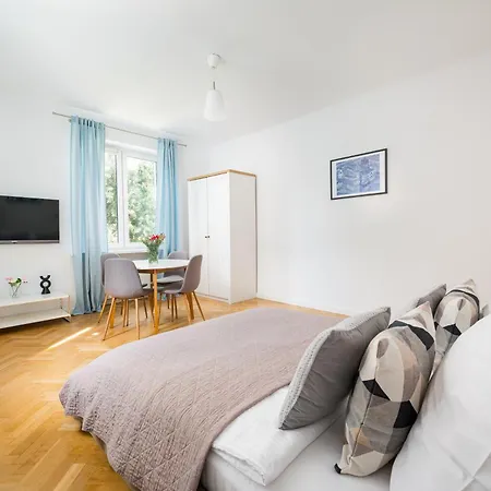 Old Town Heart Xxv - Nowiniarska * Warsaw